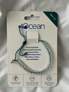 4ocean Beaded Bracelet - Teal & Silver Manta Ray